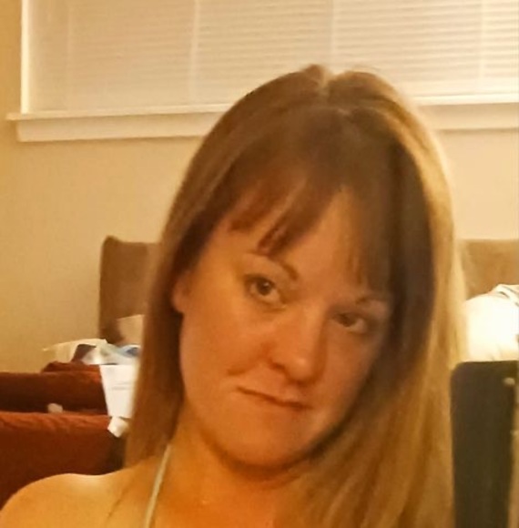 Meet your Posher, Erin - Picture 1 of 1